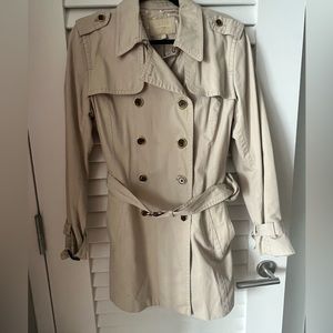 Banana Republic Khaki mid-length trench coat